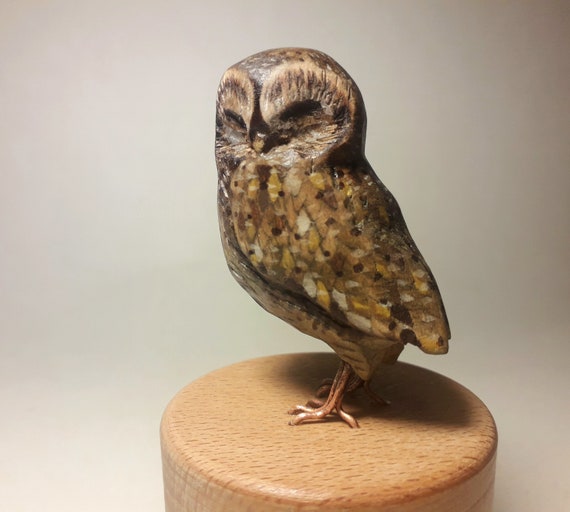 Little owl sculpture, tiny jewelry box, gift for owl collectors, wooden owl figurine, owl artwork, little box, ring box gift, owl collection