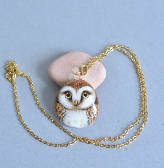 Hand painted stone, Owl, pendant/necklace