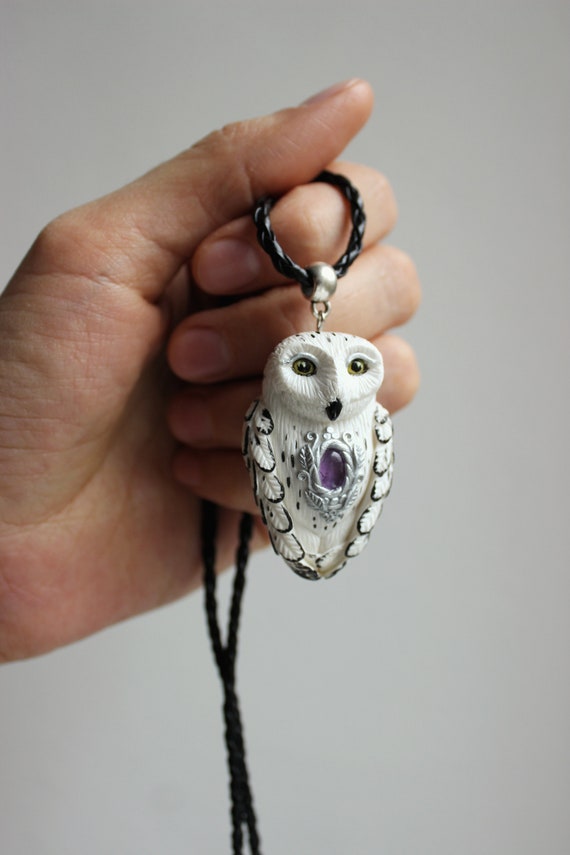 White owl pendt Amethyst jewelry Polar owls Snow owl pendant Winter Mood One of a kind 3d figure Magical amulet Totem for a witch Gothic