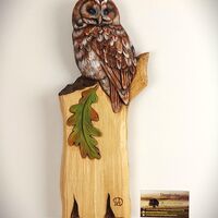 Chouette Sculpté sur Bois, Hibou et feuille de chêne Arbre, Art Oiseau Nocturne...