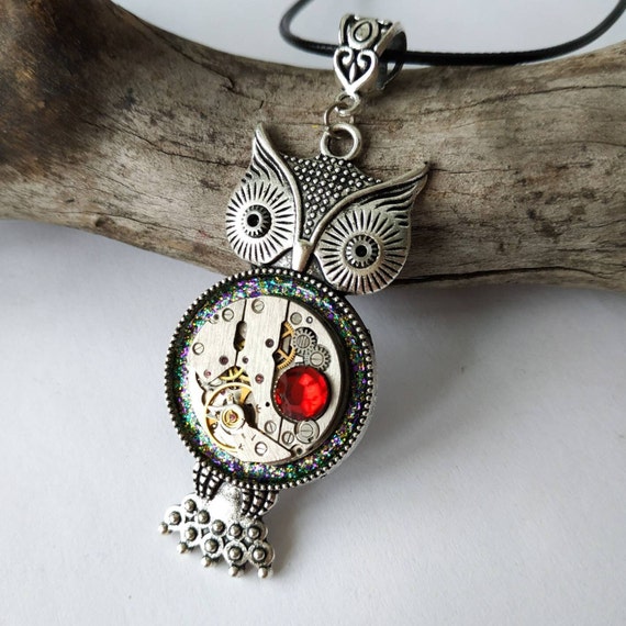 Owl jewelry Steampunk necklace gift Owls love Steam punk Gears Old watch movement For women men Red heart Silver Bird