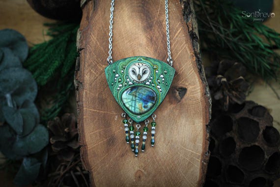 Barn owl necklace Barn owl Owl jewelry Animal pendant Owl totem Spirit owl Forest pendant Magic wise owl Bohemian jewellery Owl lover gift