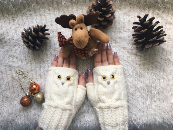 Owl gifts Owl fingerless mittens woman Fingerless gloves mitts for girl knit mittens Wool owl lovers gift Warm mitts Knitted warm fingerless