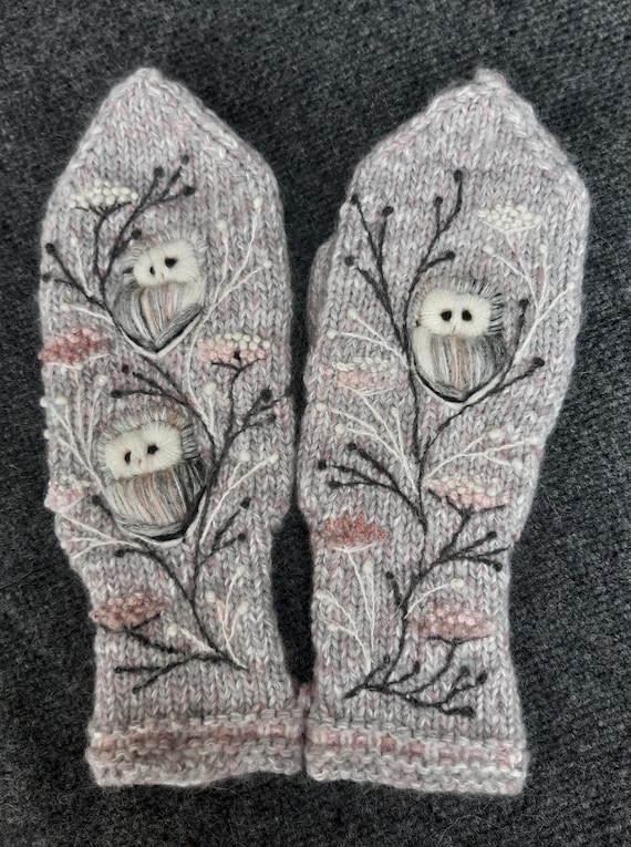 Hand knitted wool mittens with embroidery owls,winter gloves,winter accessories,casual and soft Christmas gift,gray,pink and whitr