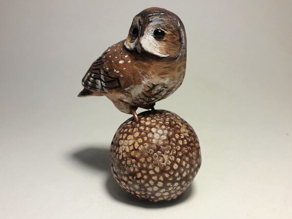 Tawny owl sculpture, gift for a family member, figurine for owl lovers, owl lovers gift, hand-carved birds, tiny owl, memory gift